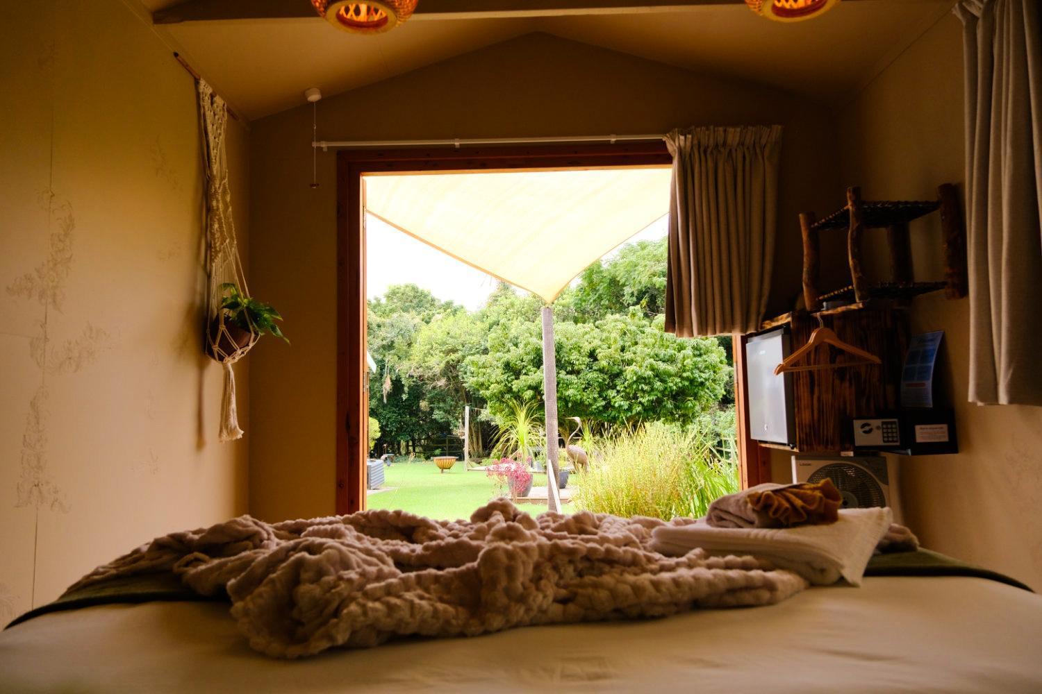 Bwhale Guest House B&B Найсне Экстерьер фото